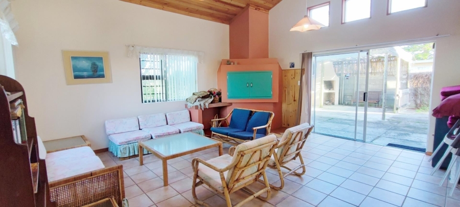 4 Bedroom Property for Sale in Franskraal Western Cape